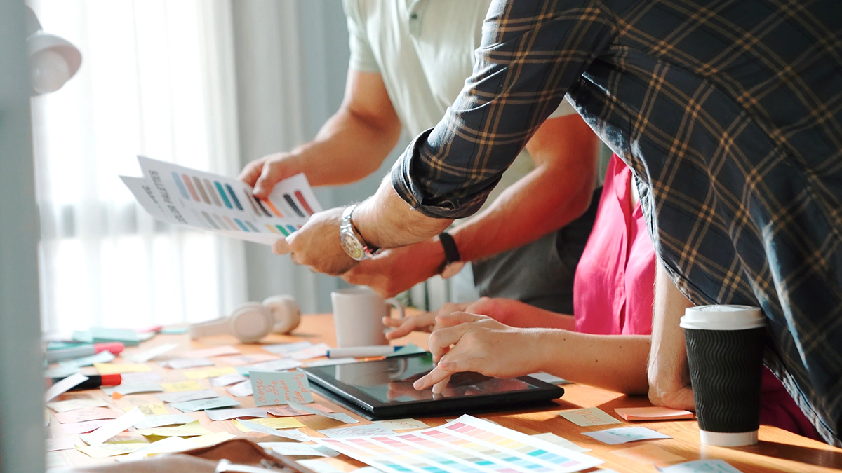 オリジナルカラーの環境にやさしい「紙」ボックスが小ロットで完成した理由