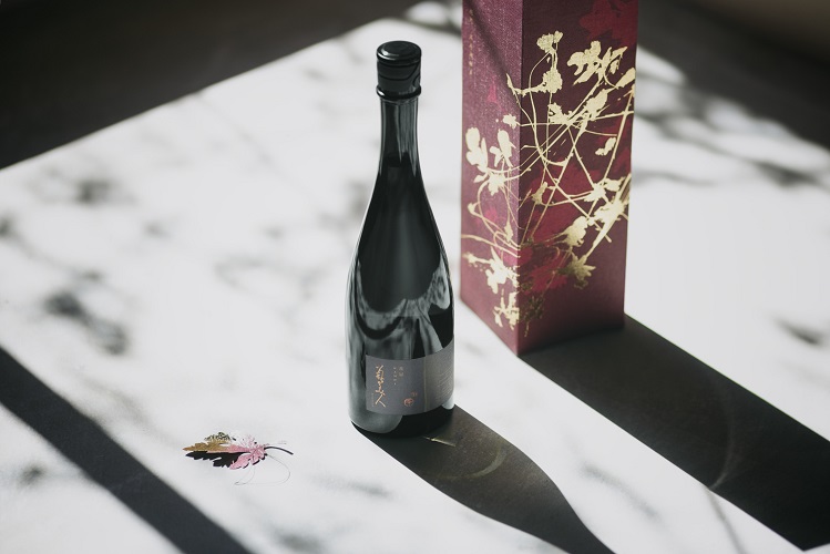 菊美人酒造「花冠」日本酒パッケージ