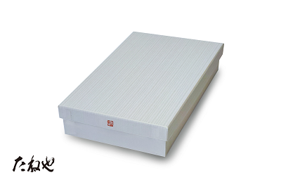 たねや和菓子箱の新パッケージ（バガスシュガーF使用・パール印刷）